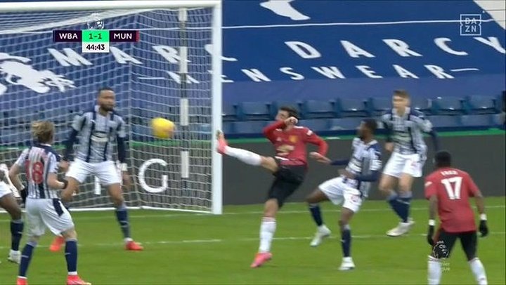 Bruno Fernandes rescues United with sensational volley