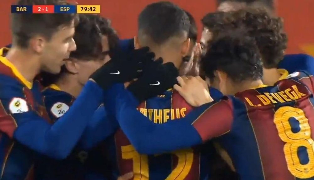 El Barça B venció gracias al gol de Manaj cerca del final. Captura/BarçaTV