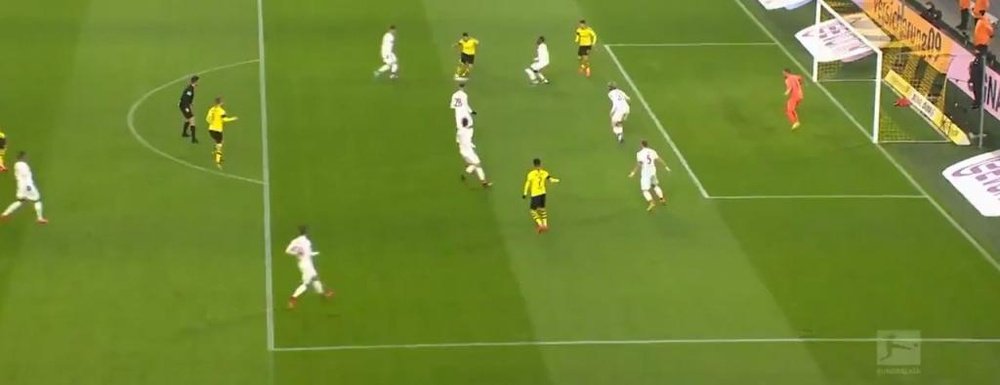 Guerreiro a eu besoin de 53 secondes pour ouvrir le score du Dortmund. Capture/Movistar