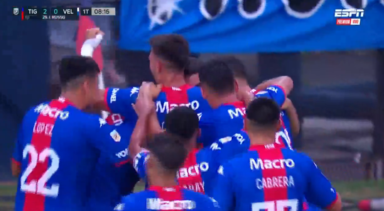 El campeón empieza con derrota en Argentina