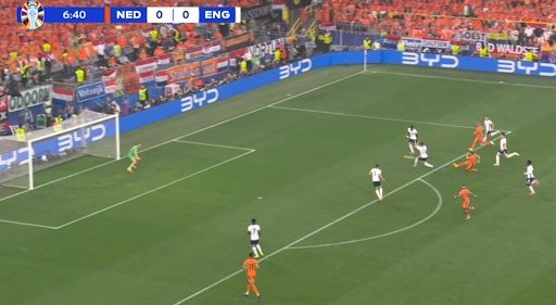 Xavi Simons dio el paso al frente con el 1-0 ante Inglaterra. Captura/rtve