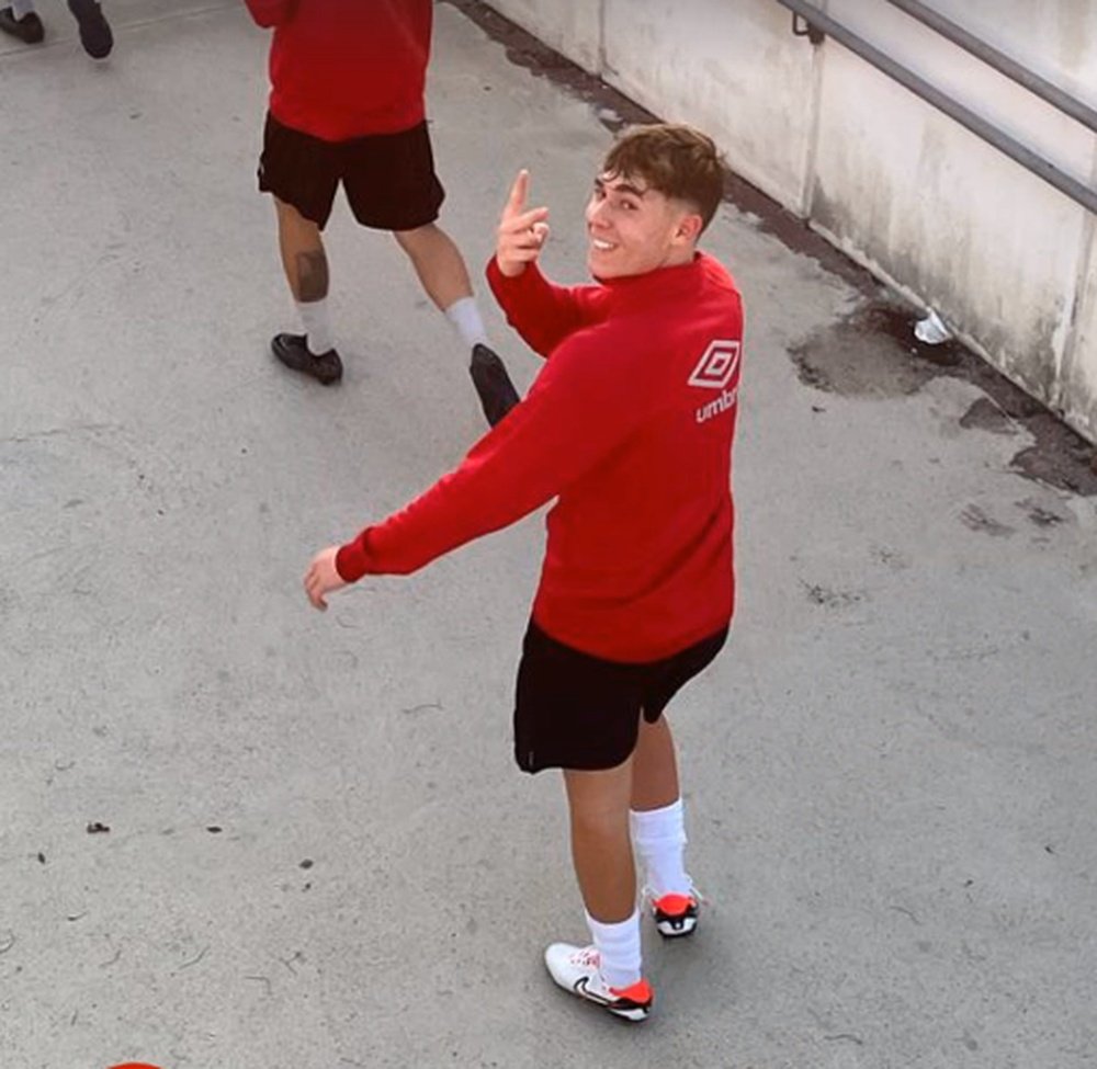 Cristian Totti jugará en el Juvenil A del Rayo Vallecano. Captura/Instagram/francescototti