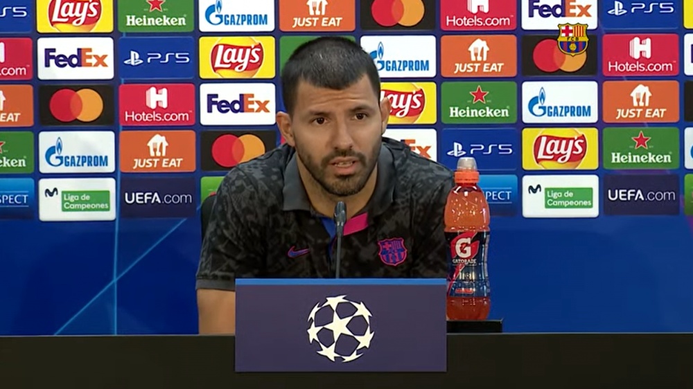 El Kun Agüero compareció en rueda de prensa este martes. Captura/BarçaTV