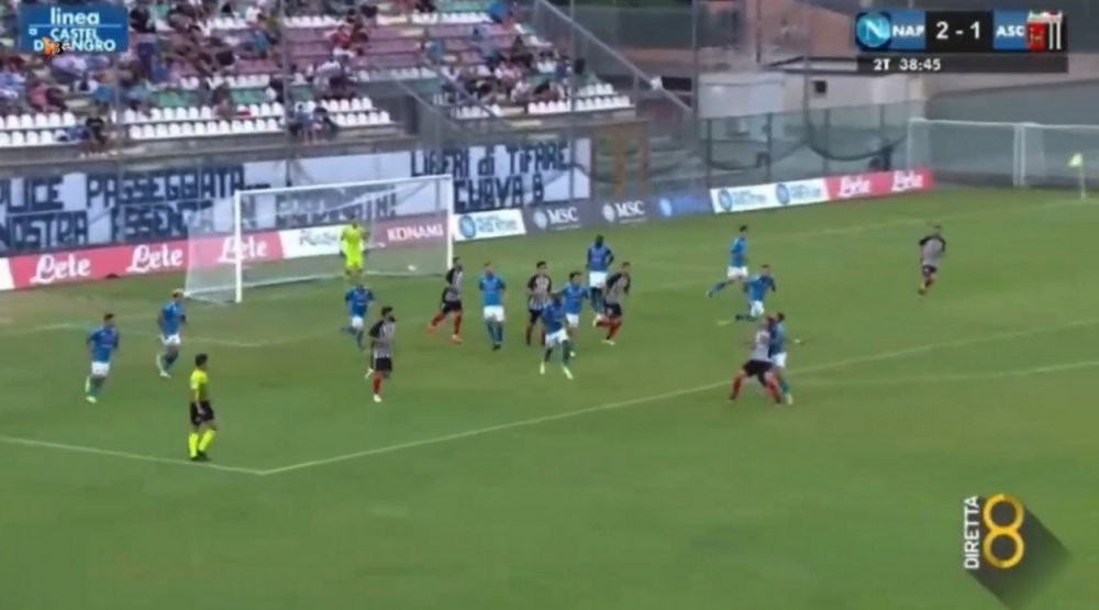 El Nápoles gana al Ascoli antes de debutar en la Serie A. Captura/FoxSports