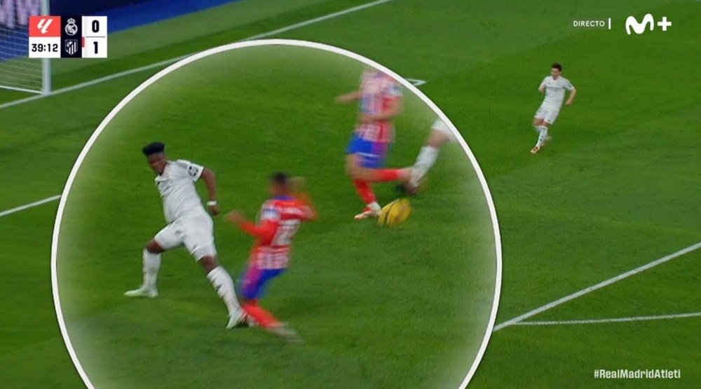 The penalty in the Madrid derby caused controversies. SCREENSHOT/MovistarLaLiga