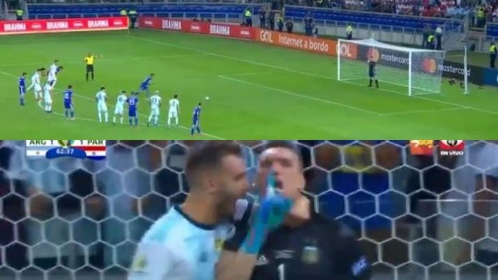 Armani sauve l'Argentine en arrêtant un penalty