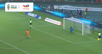 Senegal se despidió de la Copa África en octavos de final tras caer en la tanda de penaltis frente a Costa de Marfil. Una noche dura para Édouard Mendy, que cometió un penalti durante el tiempo reglamentario y se quedó parado ante el lanzamiento de Kessié en la tanda final.