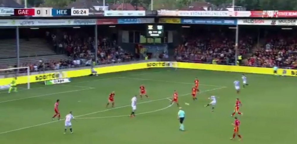 Tibor Halilovic scored the first goal of the Eredivisie 2021/22. Captura/ESPN