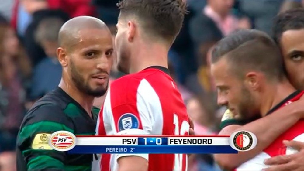 Captura del PSV-Feyenoord a la conclusión del choque. Twitter/CasaDelFutbol