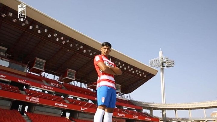Matías Arezo, uno de los intereses del Atlético, llega al Granada