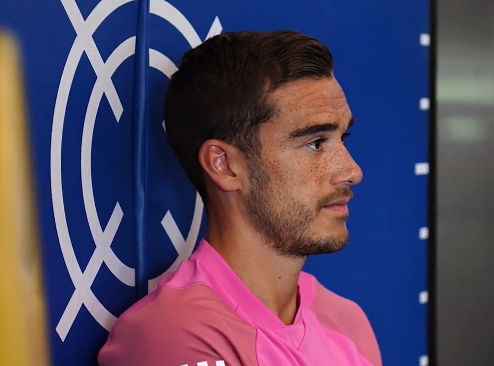 Harry Winks vient renforcer Leicester .LCFC