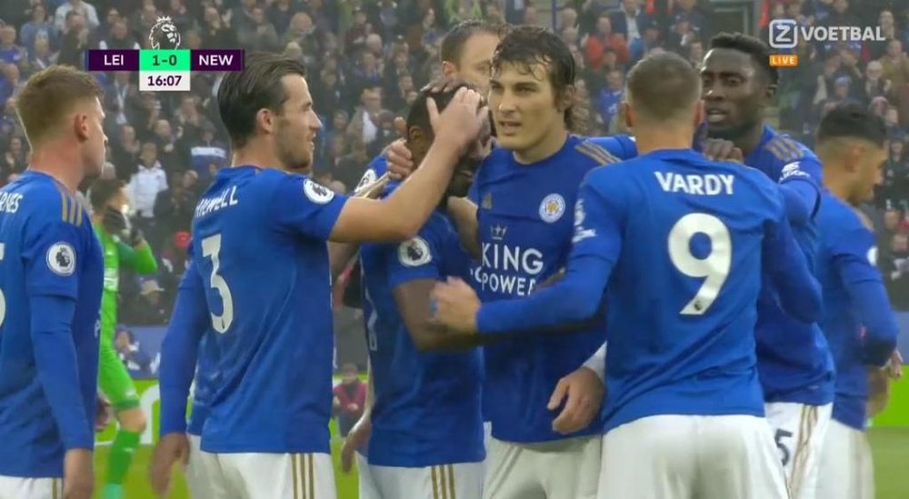 El Leicester se fue al descanso con ventaja en el marcador. Voetball