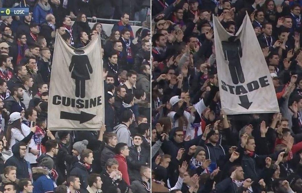 Captura televisiva de la pancarta machista exhibida en las gradas del estadio del Lyon. Canal+