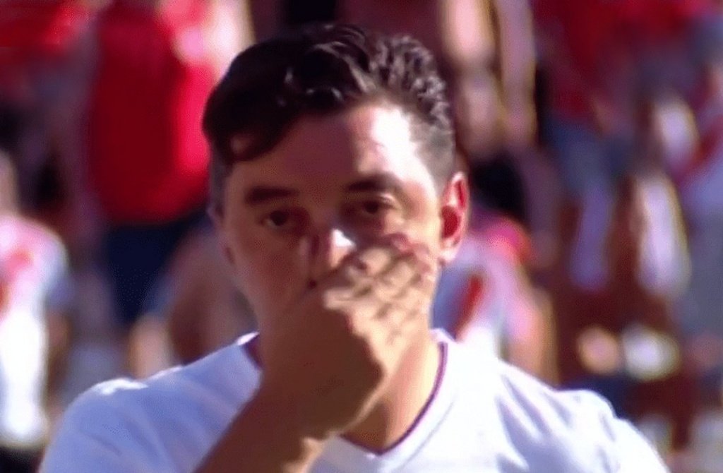 La sincera reacción de Gallardo a la roja de Paulo Díaz