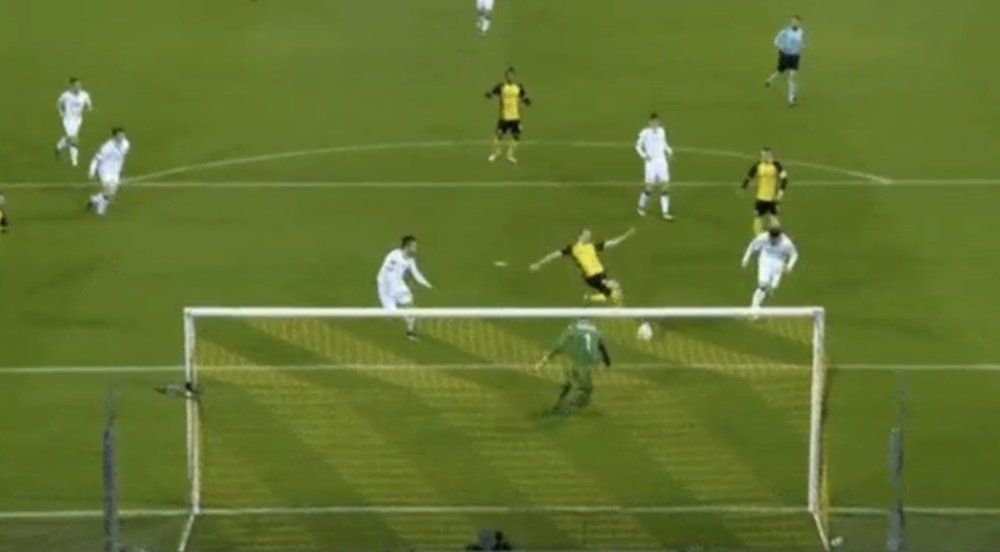 Schürrle put Dortmund 1-0 with a sweet finish. Screenshot/beINSports