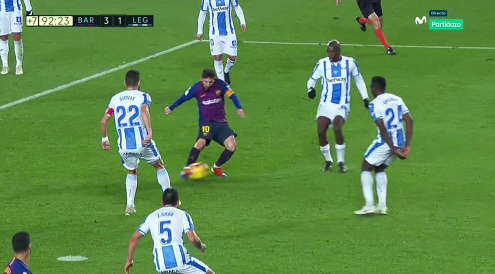Messi culminó un jugadón hilvanado con Jordi Alba. Movistar+