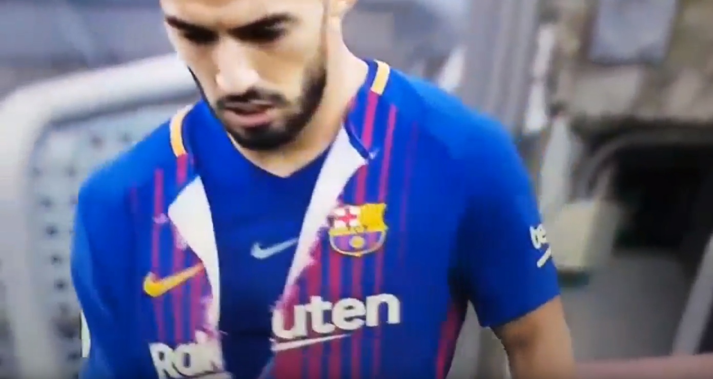 Luis Suarez rips shirt and walks off pitch during stoppage time