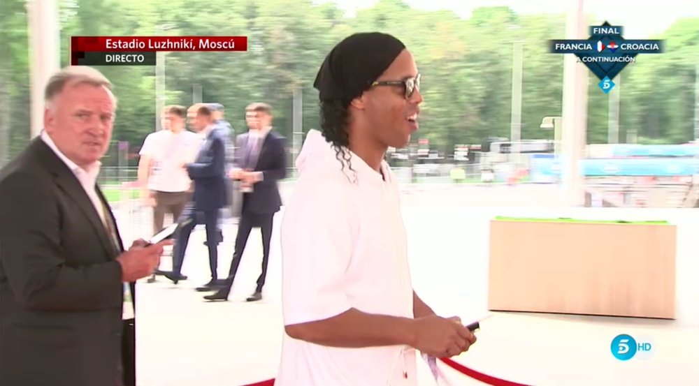 Ronaldinho est présent pour la finale. Telecinco