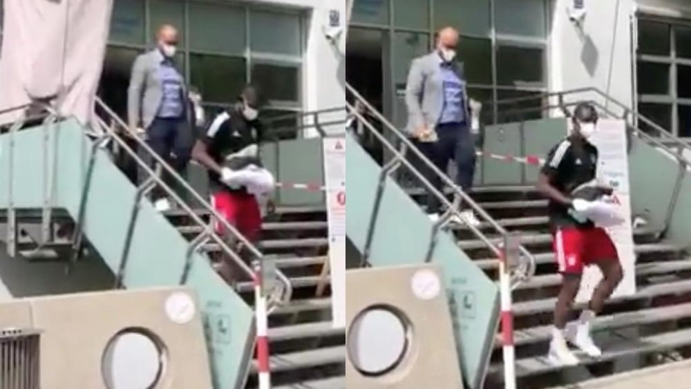 Kouassi est arrivé à Munich pour passer sa visite médicale. Twitter/BILD_Bayern