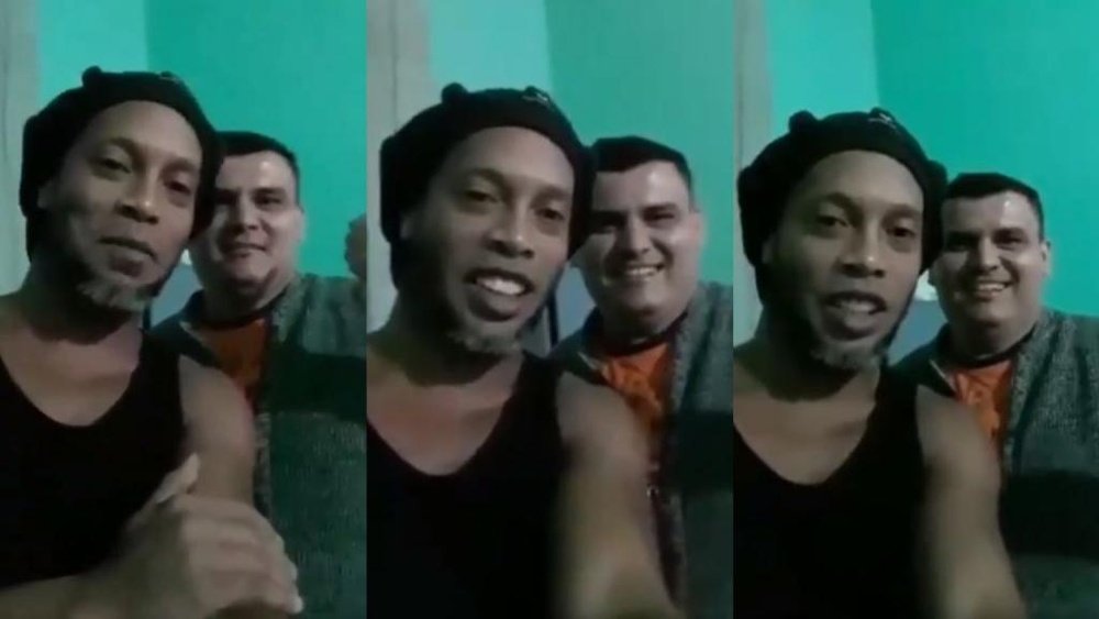 Así de sonriente se mostró Ronaldinho en este supuesto vídeo desde prisión. Capturas/rofealeatorio