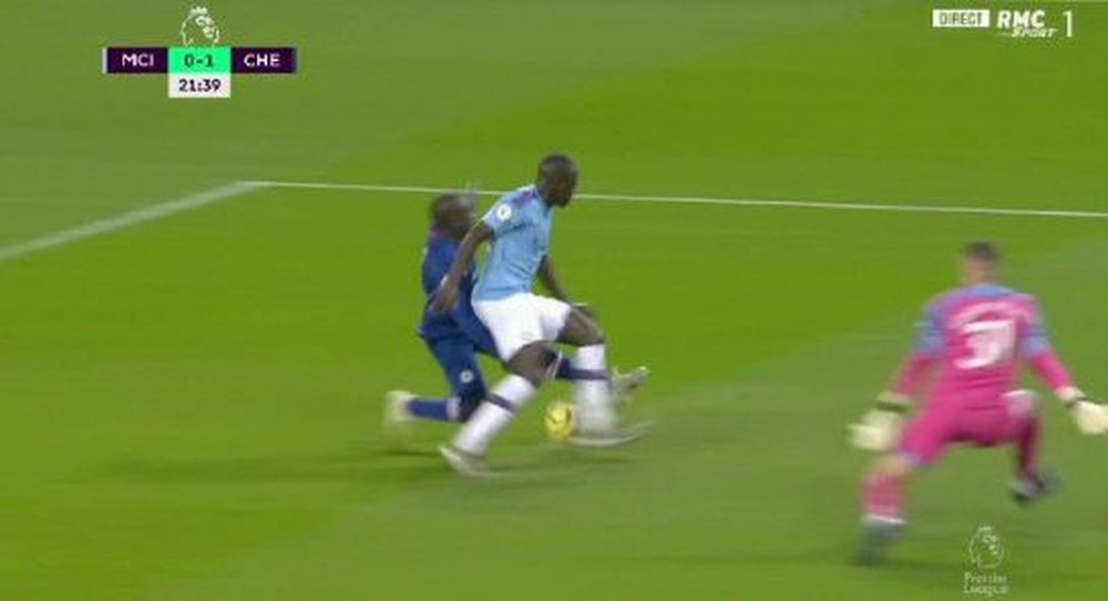 Kanté célèbre son 150e match à Chelsea avec un but précieux contre City. AFP