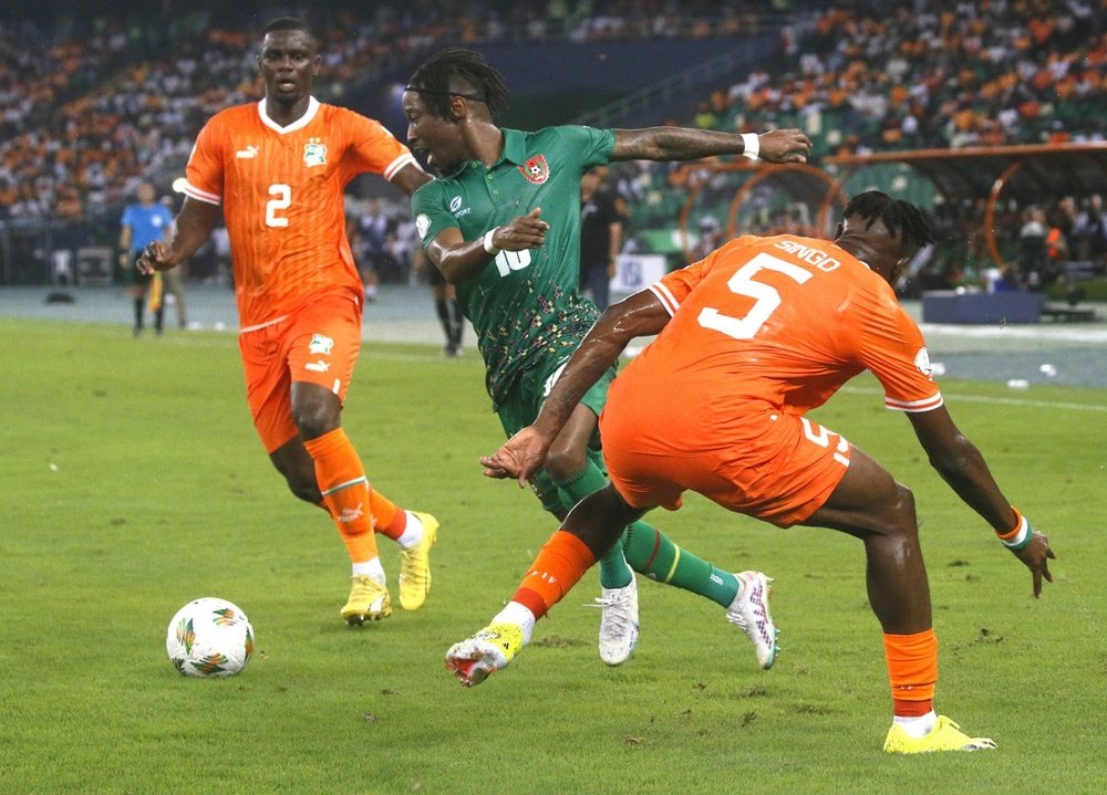 Costa de Marfil ganó en su estreno. EFE