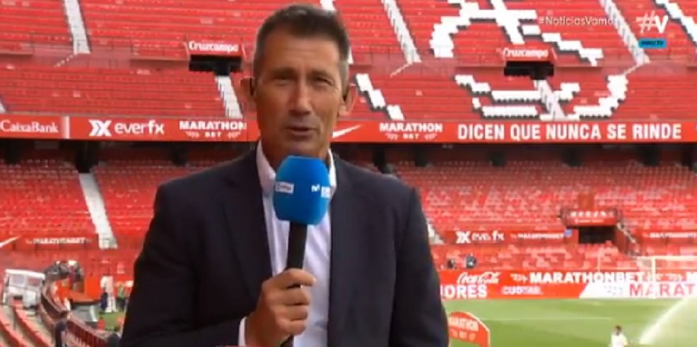 Carlos Martínez homenajeó a Michael Robinson. Captura/Vamos