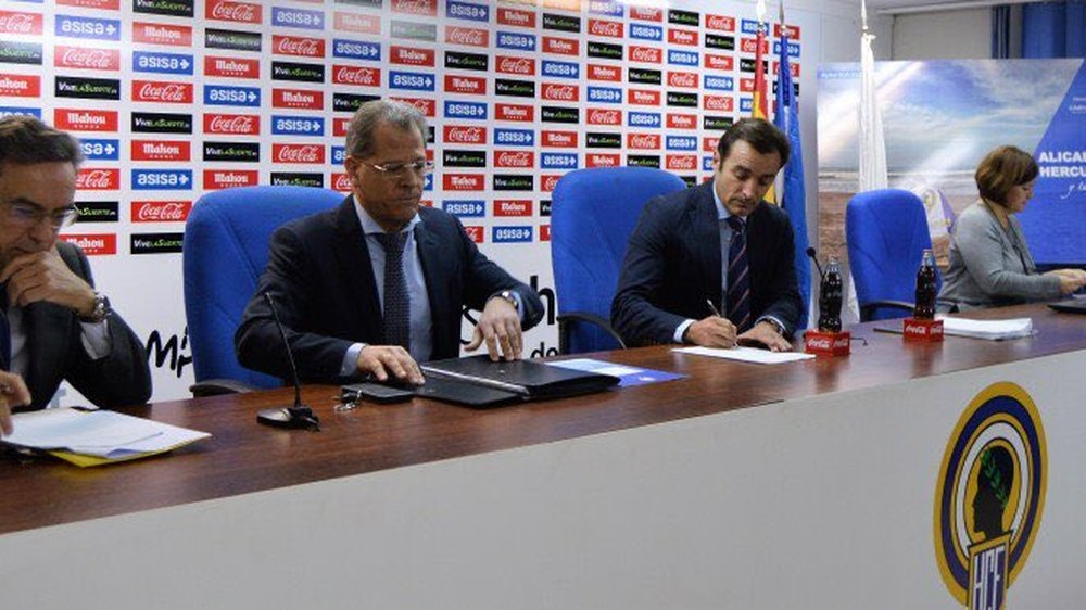 El club acumula una deuda de 4,3 millones. CFHércules