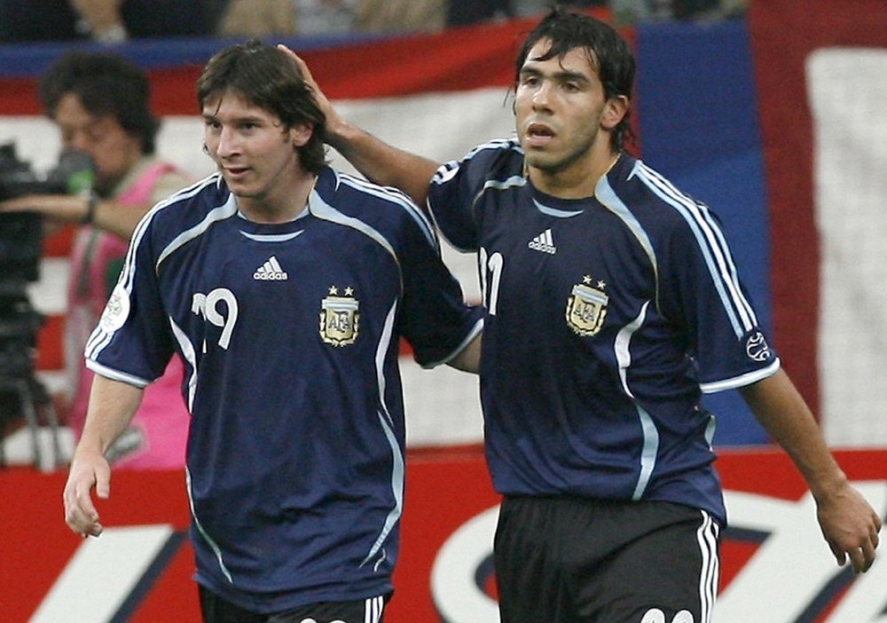 Carlos Tévez aprobó la marcha de Messi al Inter Miami. EFE