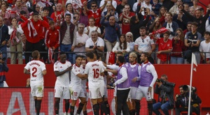 El Sevilla espanta sus males antes del parón