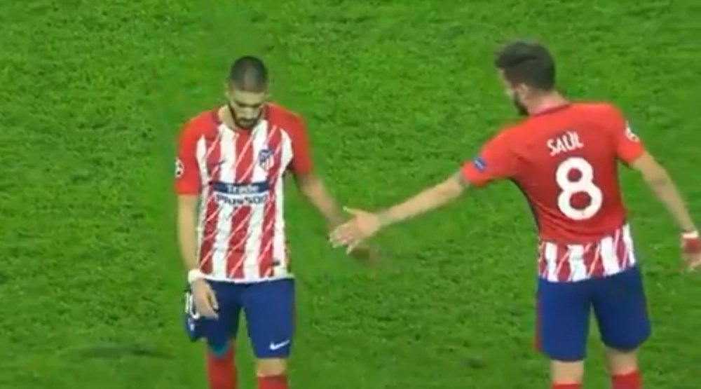 Carrasco se fue andando tranquilamente mientras el Atlético empataba. ElChiringuitoTV