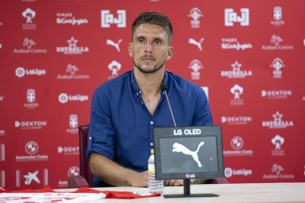 Carriço fue presentado como nuevo jugador del Almería. Captura/U_D_Almeria