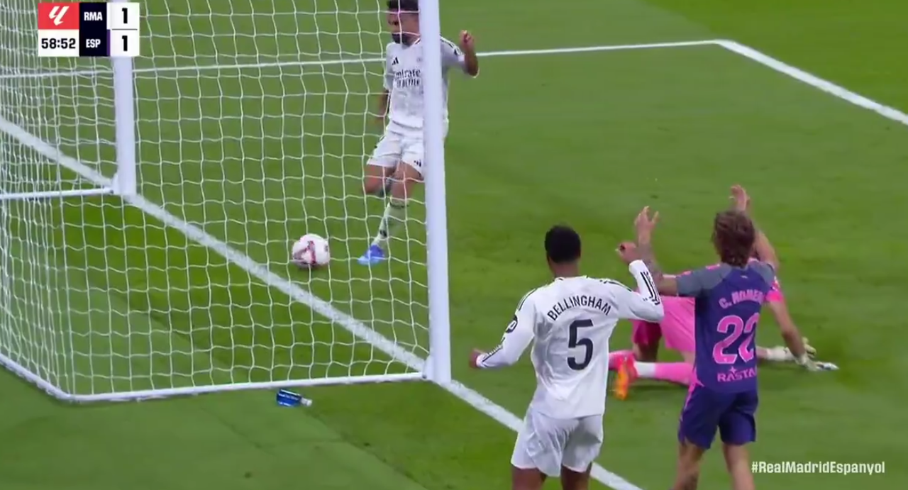 Doble pifia en la portería: Courtois se metió el 0-1 y Joan García regaló el 1-1 a Carvajal