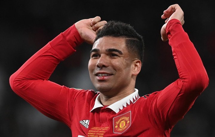 Casemiro dead set on staying at United