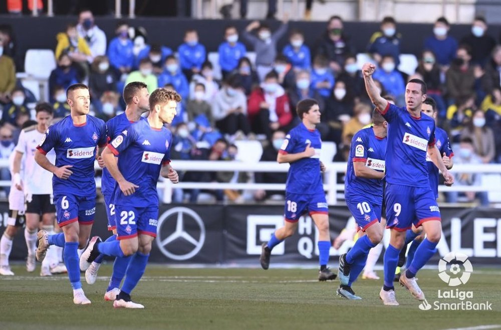 Reparto de puntos entre el Burgos y el Amorebieta. LaLiga
