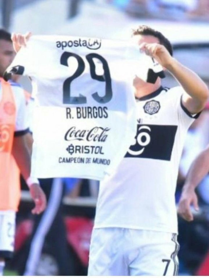 Camacho le dedicó su gol a Burgos, en prisión por presunta violencia machista