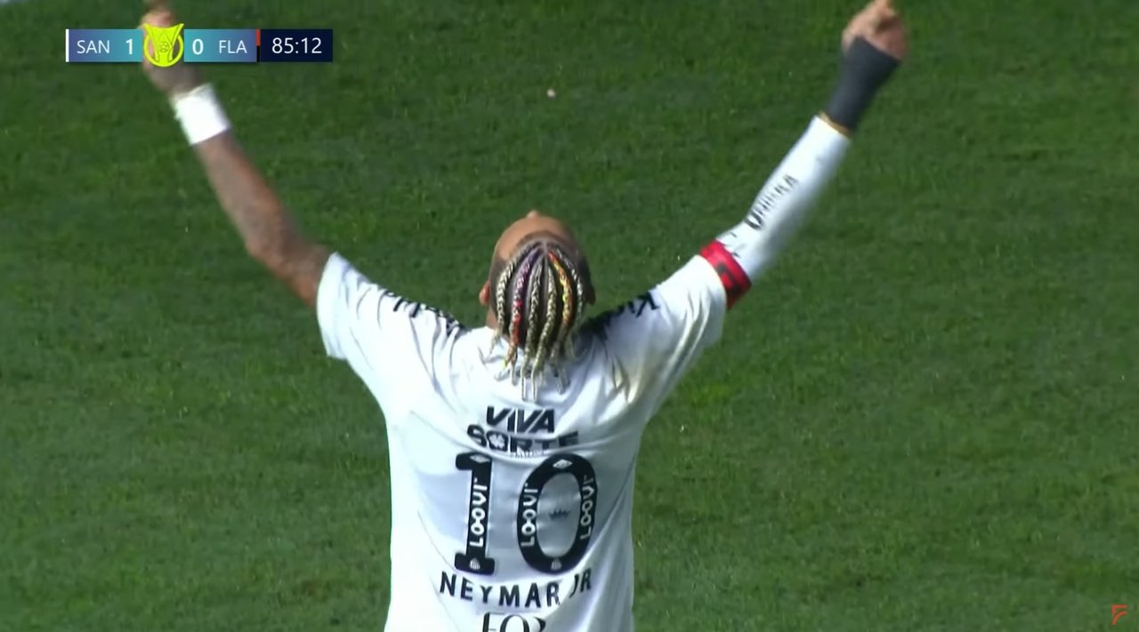 Neymar fires Santos past leaders Flamengo with late winner