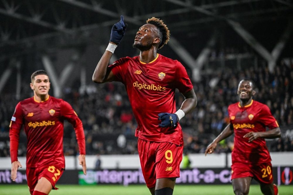 Tammy Abraham is still a priority for Erik ten Hag's Man Utd. EFE