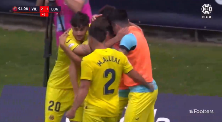 El Villarreal B remonta al Logroñés y ya está a un paso de Segunda