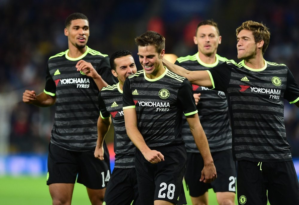 Chelsea players congratulate Azpilicueta on his wonder strike. ChelseaFC