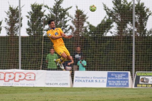 Chema Rodríguez, central y capitán del Alcorcón. Twitter