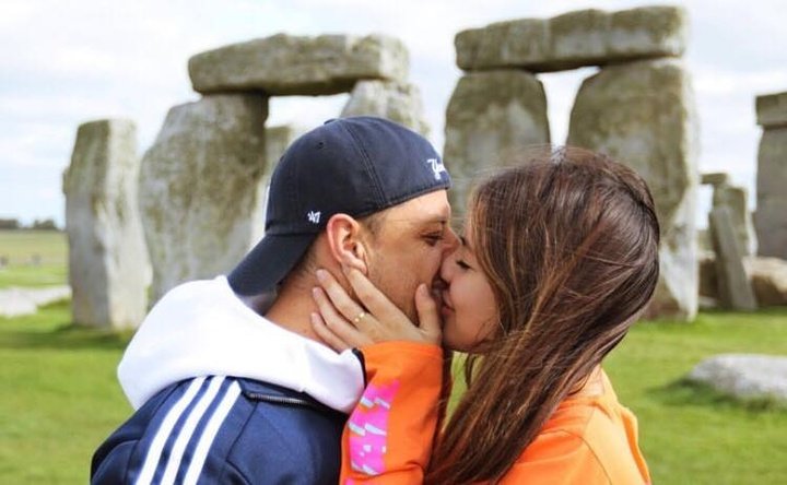 Chicharito's partner reveals second pregnancy with full body nude