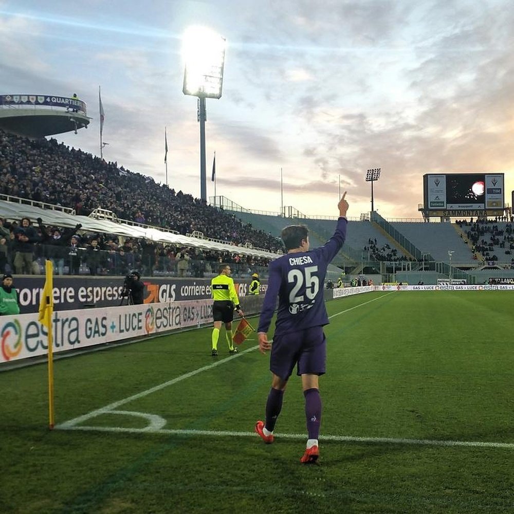 Federico Chiesa celebra o gol apontado ao Sassuolo. Twitter/Fiorentina