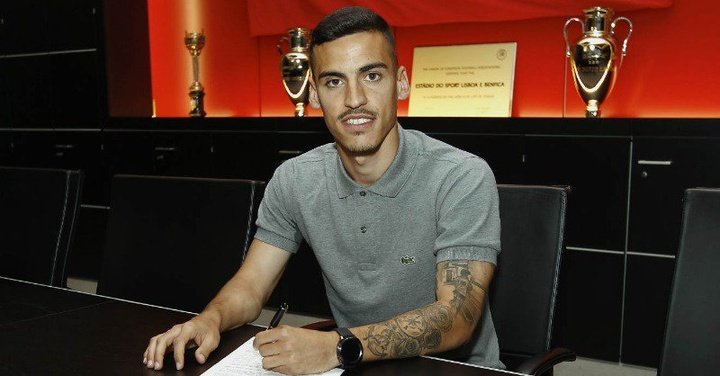 El Benfica firma al mediocentro Chiquinho