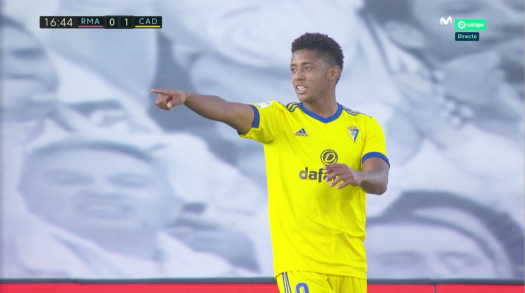 Choco Lozano puts Cadiz ahead after poor Real Madrid start