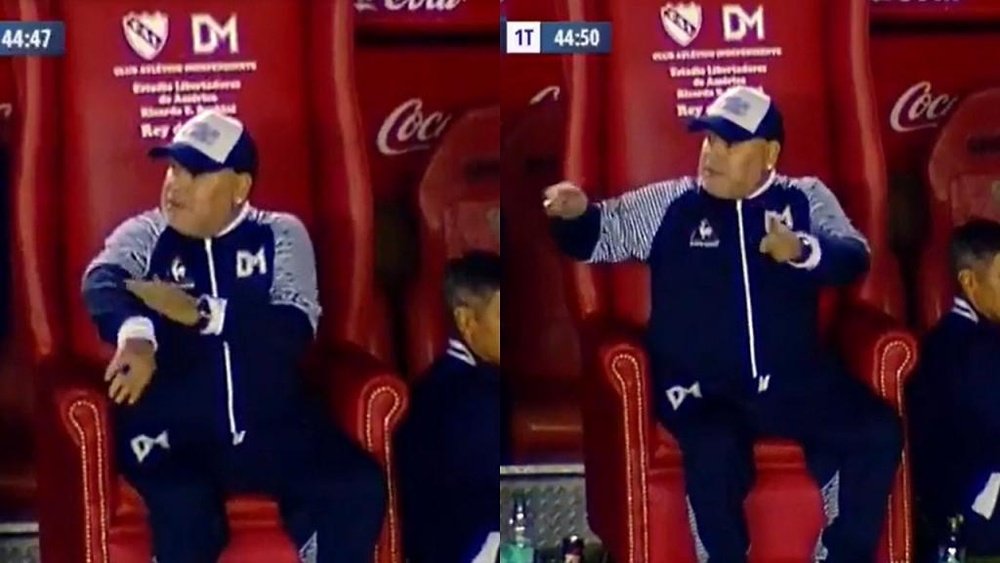 Maradona demande la VAR, alors qu'il n'y a pas l'assistance vidéo en Argentine.  Captura/TNTSports