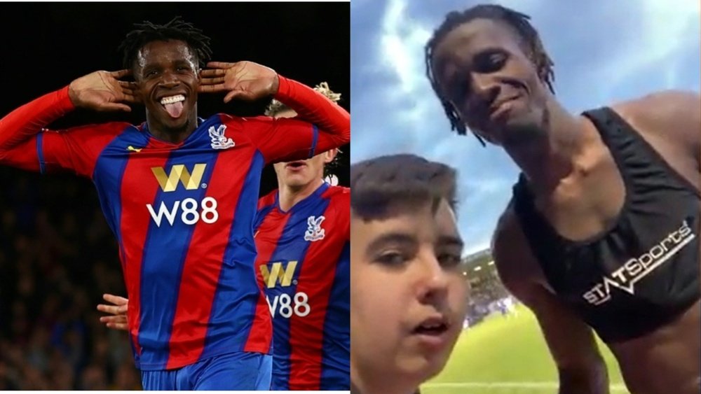 Wilfried Zaha habló con un fran después del partido ante los Wolves. AFP/TikTok/@smithers724