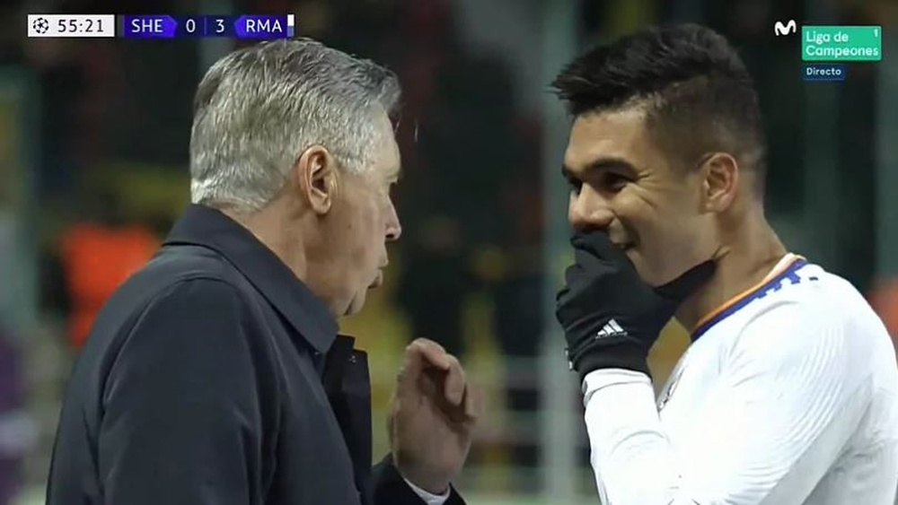 ¿Quiso forzar la amarilla Casemiro? Captura/MovistarLigadeCampeones