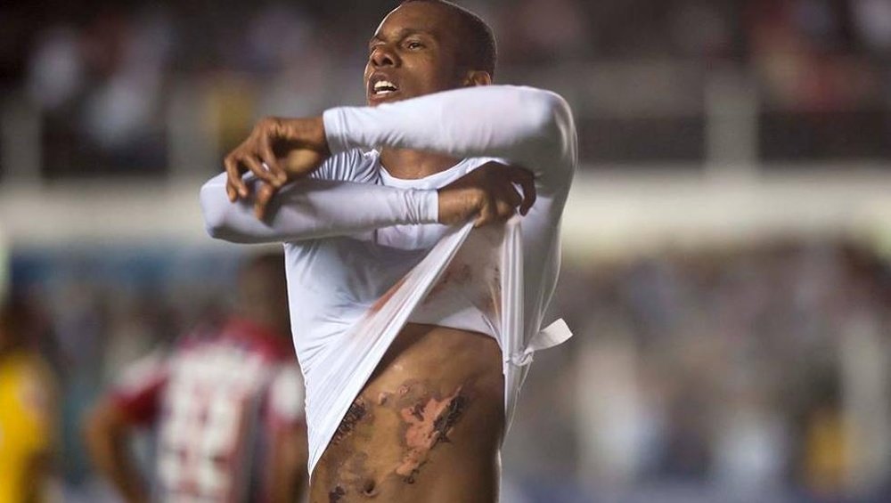 Copete foi o herói do jogo. Santos FC
