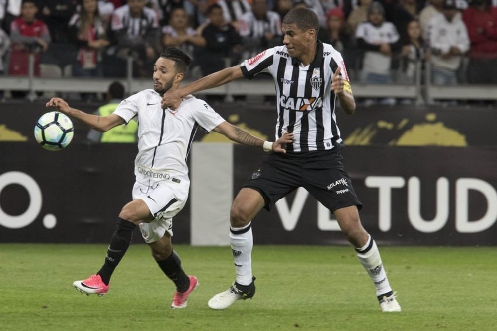 Corinthians e Atlético-MG se enfrentam pela 22ª rodada do Campeonato Brasileiro. Twitter @Torcedores